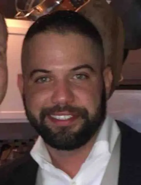Efren Aponte