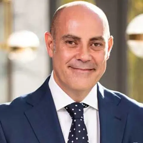 Alejandro Bernab