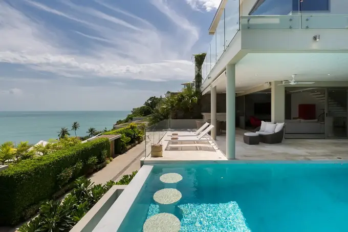 Five-star service at villa scale