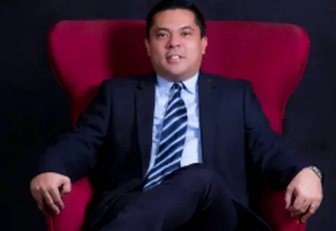 Raymond Aquino
