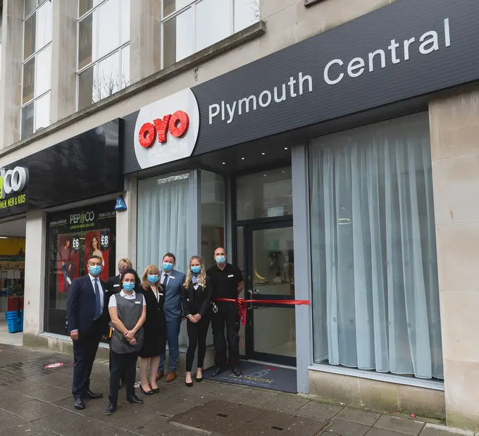 OYO Plymouth Central ......