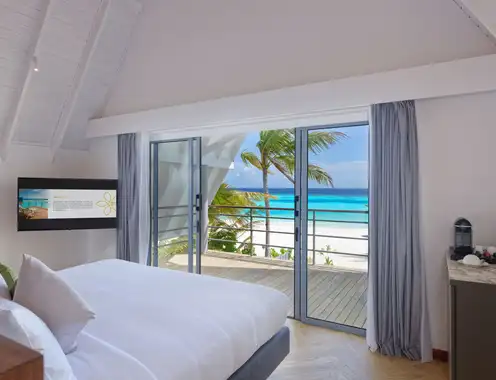 OUTRIGGER Maldives Maafushivaru