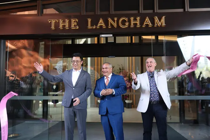 The Langham Gold Coast ......