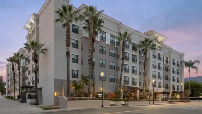Residence Inn Los Angeles Burbank/Downtown ......
