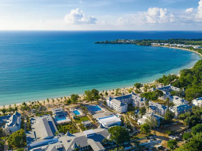 Hotel Riu Palace Tropical Bay ......