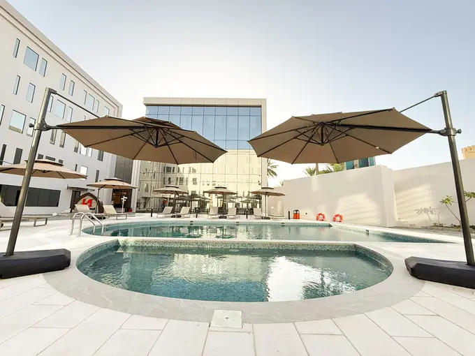 Swiss Belhotel Nizwa, Oman   Pool ......