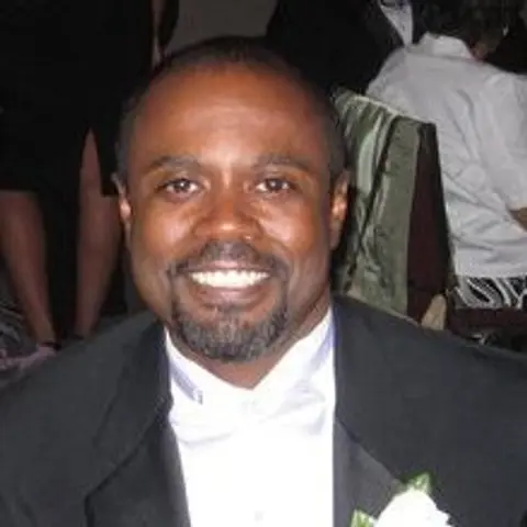 Aaron Phillips