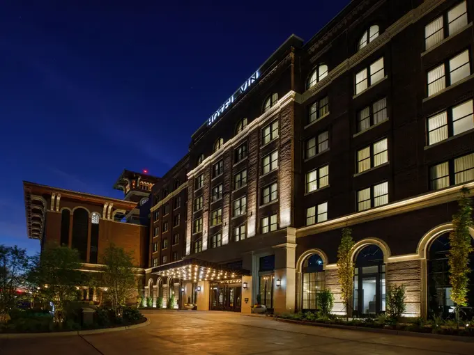 Hotel Vin, Autograph Collection ......