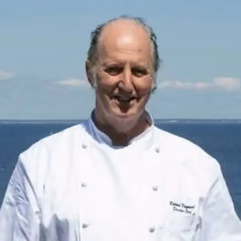 Richard Rayment Cliff House 10222026