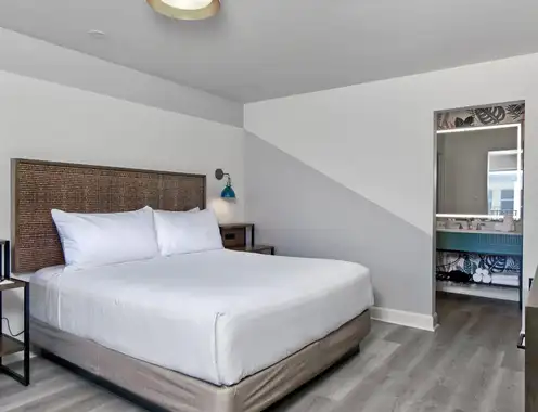 Chicago-Based Oxford Capital Group, LLC Invests in Downtown San Francisco, Debuting Four New Repositioned Hotels This Fall