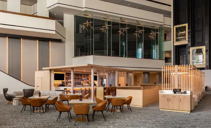 Hyatt Regency Houston ......
