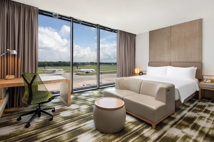 IHG Hotels & Resorts and Singapore Airlines Launch Partnership to Support SMEs with Business Travel Across Asia-Pacific