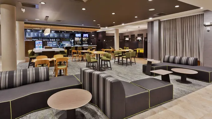 Courtyard by Marriott Lafayette South ......