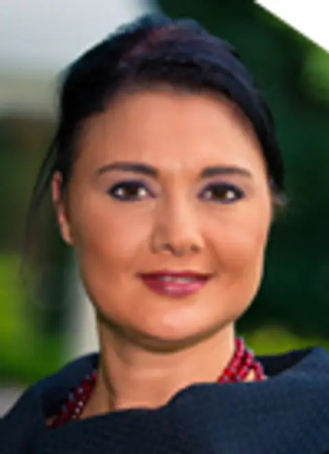 Handan Bas-Bailey