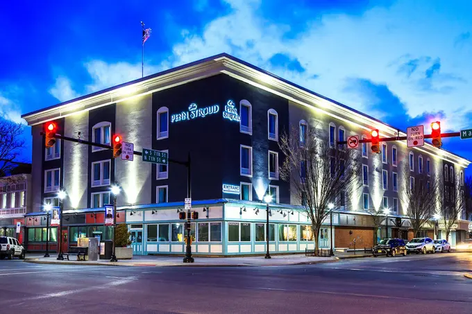 The Penn Stroud Hotel, Ascend Hotel Collection ......