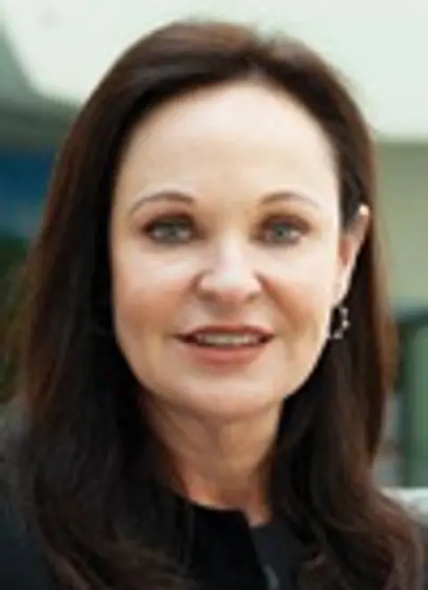 Jennifer Fox