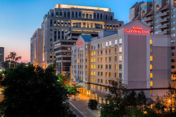 Highline Hospitality Partners acquires Hilton Garden Inn Arlington Courthouse Plaza