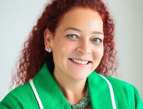  Helga Deboeck