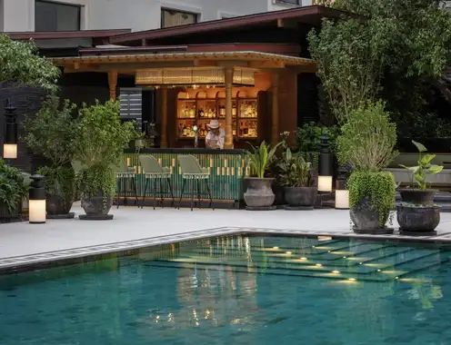 699597 Anantara Siam Bangkok Hotel Restaurant Pool Bar the Garden Terrace Wide View 011330 Original 1788856864