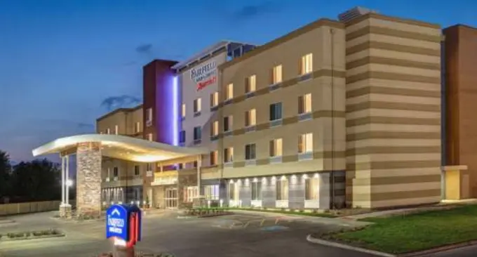 Fairfield Inn & Suites by Marriott Poplar Bluff ......