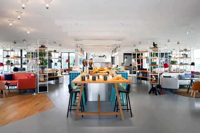 New homeoffice hybrid ZOKU in Amsterdam, The Netherlands