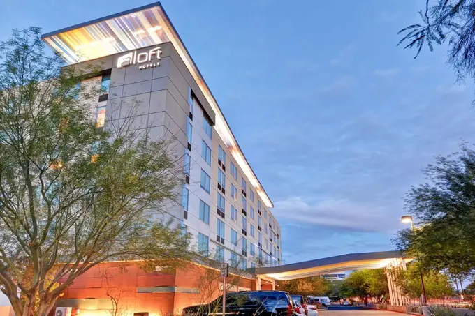 HEI Assumes Management of Aloft Phoenix-Airport