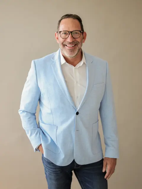 Lou Lavaux
