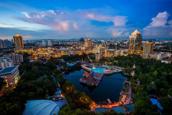 Sunway Resort Hotel & Spa ......