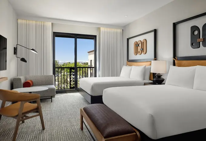 The Ava Hotel ......