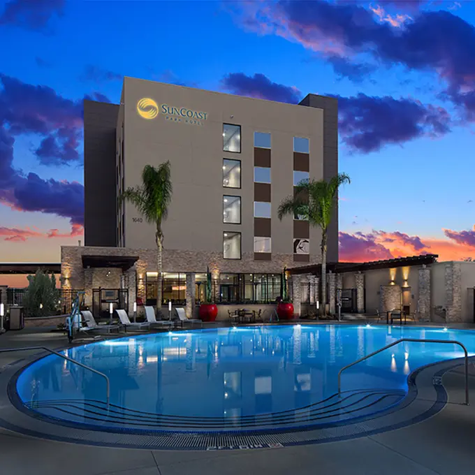 SunCoast Park Hotel Anaheim, Tapestry Collection by Hilton ......