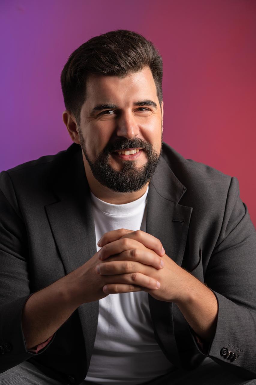 Alvaro Moreno