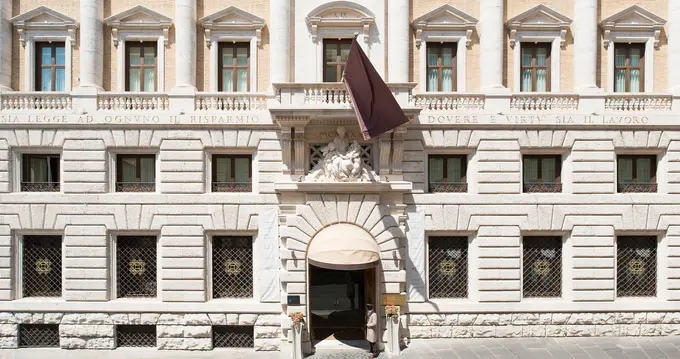 Aleph Rome Hotel, Curio Collection by Hilton ......