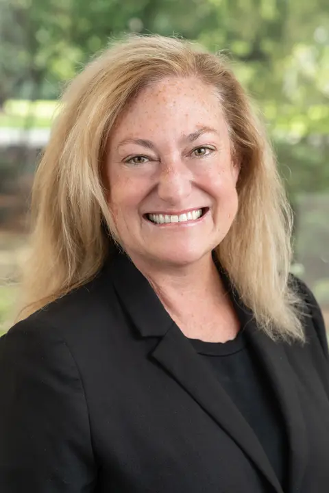 Shana Ominsky