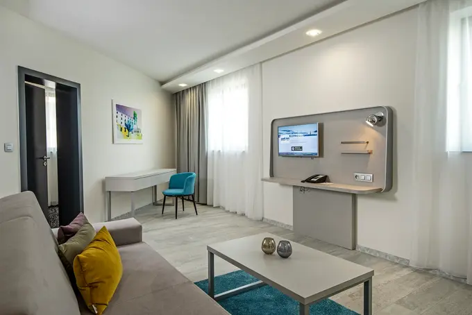 Park Inn by Radisson Danube, Bratislava Hotel ......