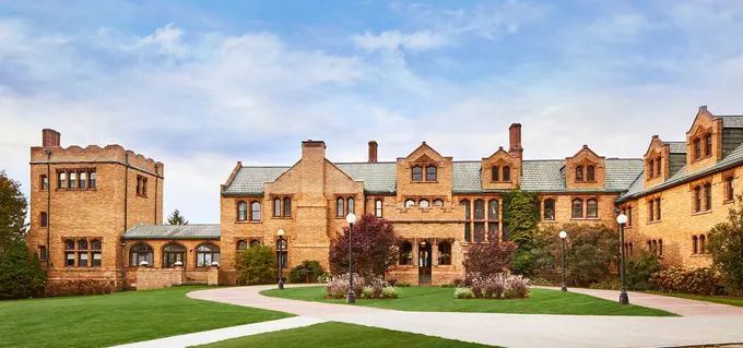 Miraval Berkshires Resort & Spa ......