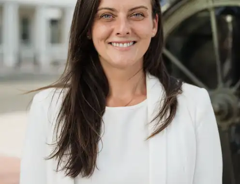 Lucy Taylor