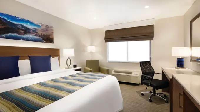 Delta Hotels by Marriott Helena Colonial ......