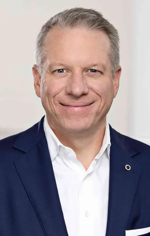 Stefan Frank