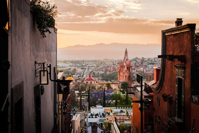 ME San Miguel de Allende ......