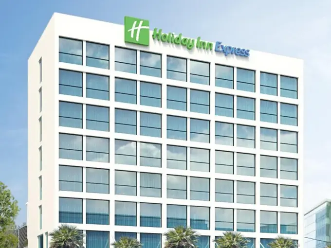 Holiday Inn Express Jakarta Matraman ......