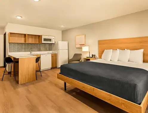 LivAway Suites Phoenix-Tolleson