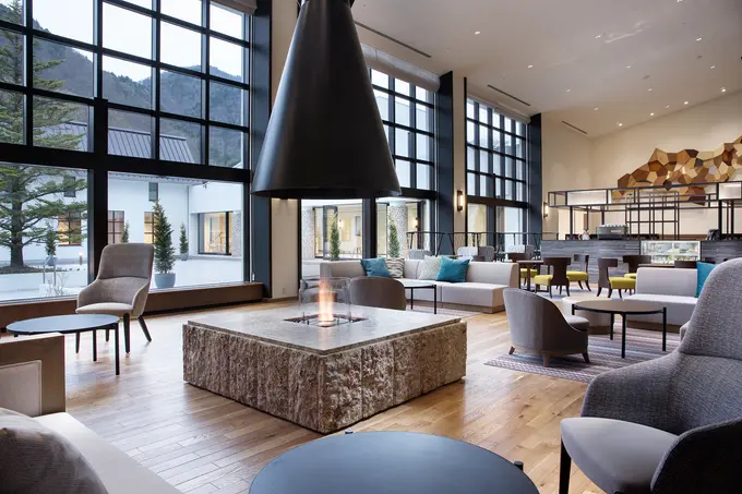 ANA Holiday Inn Resort Shinano-omachi Kuroyon ......