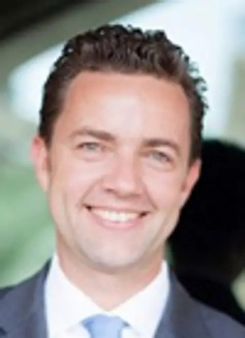 Stefan Viard