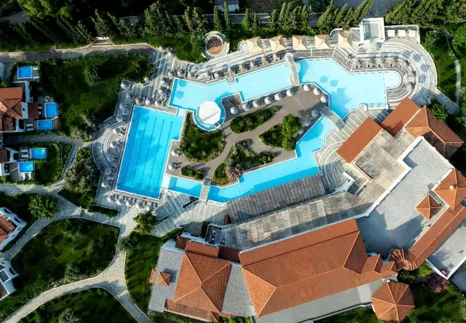 Zeus International Hotels & Resorts Expands Portfolio with the Acquisition of Eretria Hotel & Spa Resort