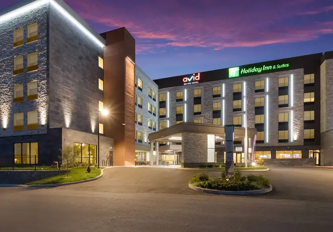 avid hotel/Holiday Inn & Suites Mt. Juliet ......