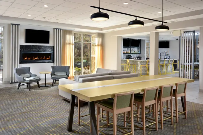 Holiday Inn Raleigh-Durham Airport ......