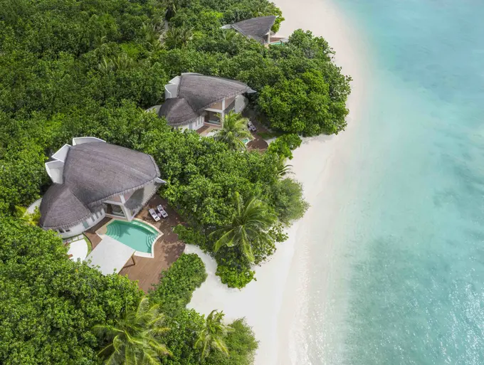 JW Marriott Maldives Resort & Spa ......