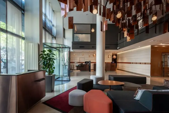 DoubleTree by Hilton Paris Boulogne ......