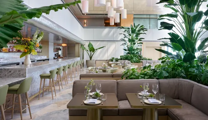 Hotel AKA Brickell ......