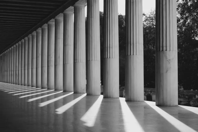 What are the six pillars of a modern hotel commercial strategy?